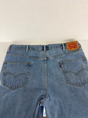 Levi's 550 Men's Relaxed Fit Denim Blue Jeans 42 x 32 100% Cotton Medium Wash